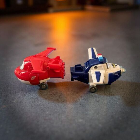 Super Wings Transform-a-Bots Plastic Airplane Jett Paul Grand Albert Bello A2 - Picture 4 of 8